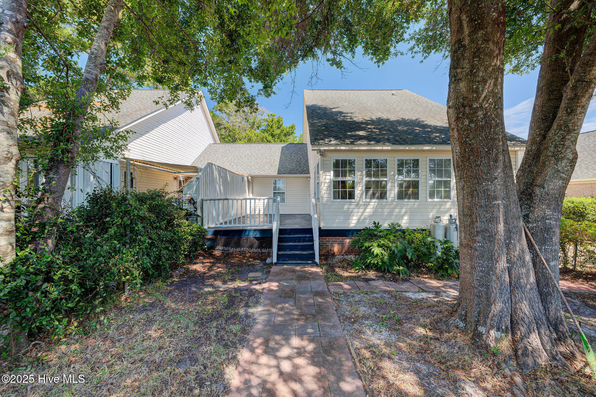 Carolina Beach, North Carolina, 28428, United States, 2 Bedrooms Bedrooms, ,2 BathroomsBathrooms,Residential,For Sale,1956851