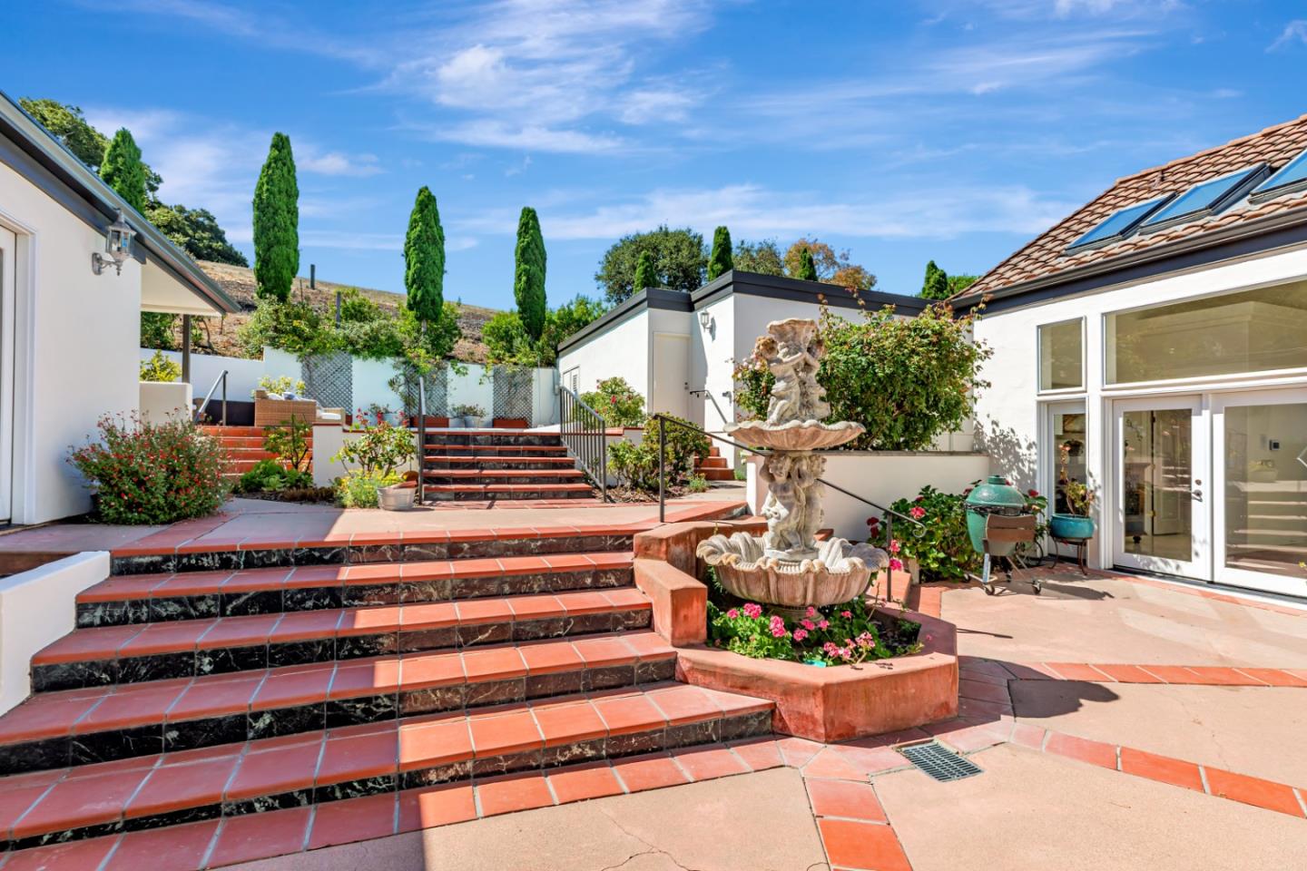 Monterey, California, 93940, United States, 4 Bedrooms Bedrooms, ,5 BathroomsBathrooms,Residential,For Sale,1927415