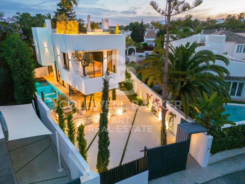 Marbella, Andalusia, ES, 5 Bedrooms Bedrooms, ,6 BathroomsBathrooms,Residential,For Sale,1804123