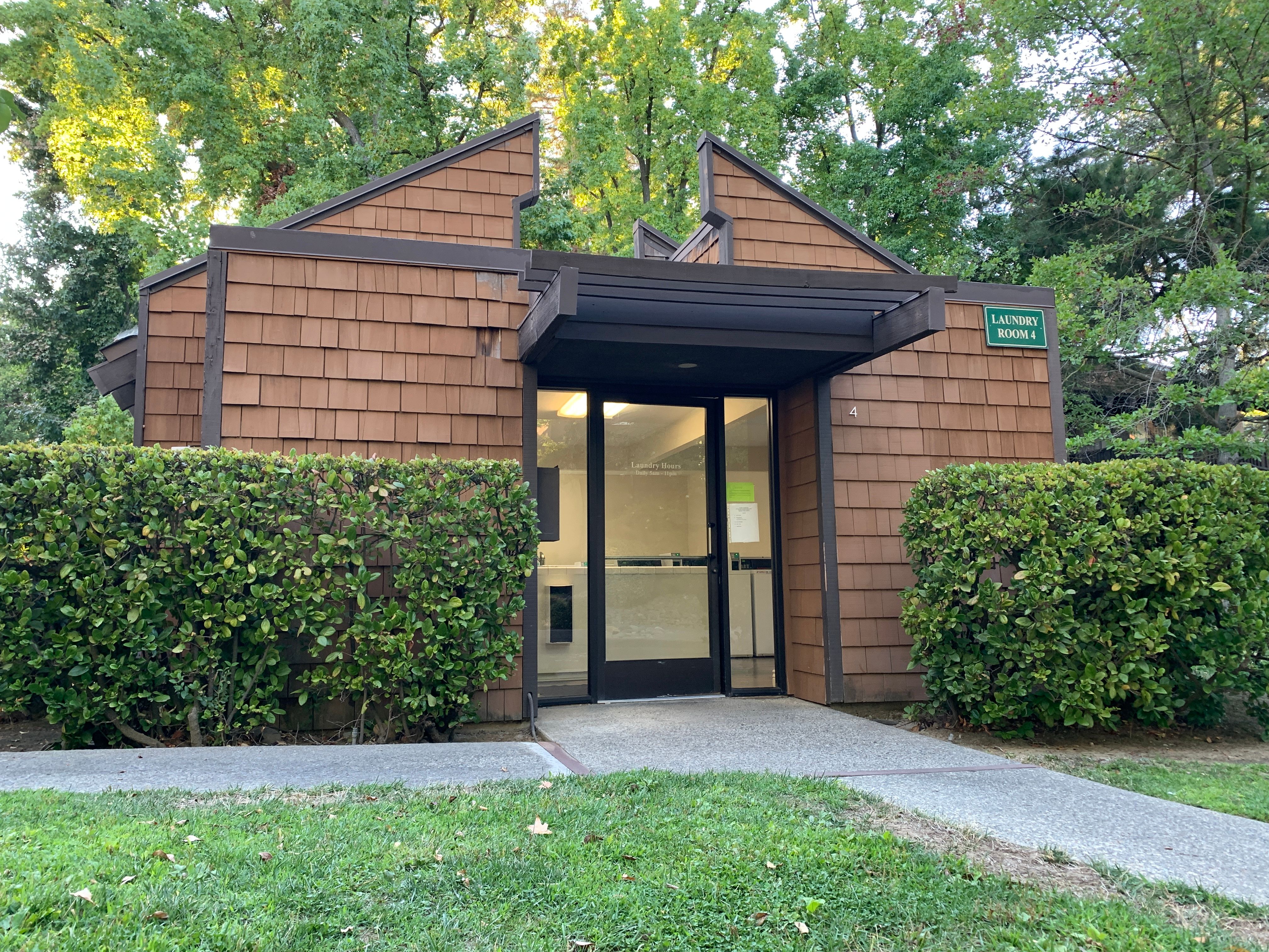  700 Woodside Lane East #5, Sacramento, CA 95825 - 物件實景