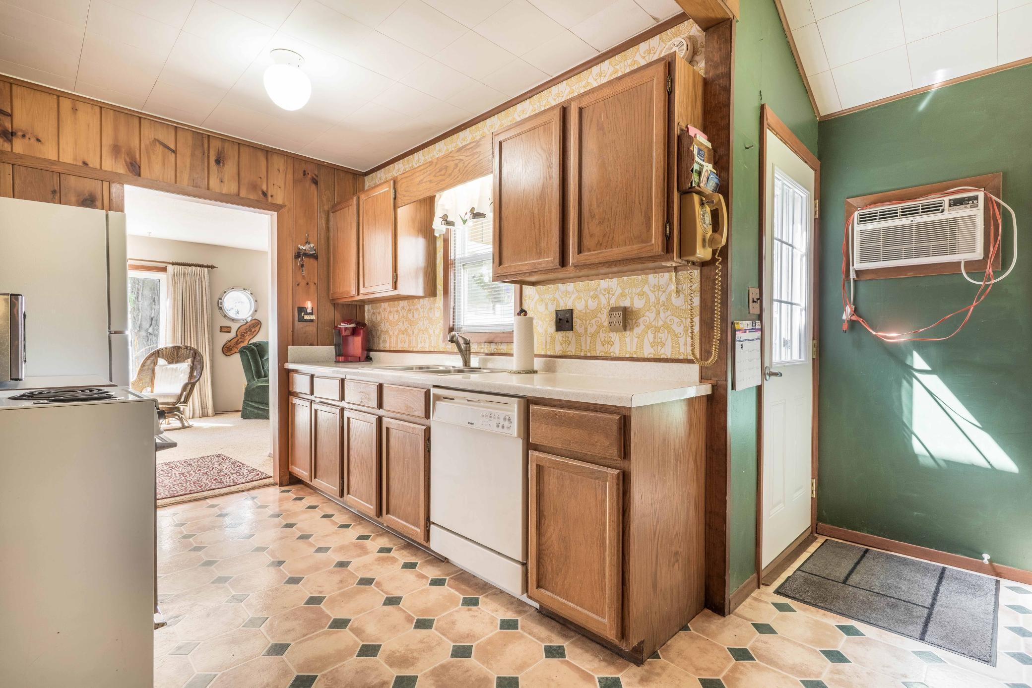 Amor Twp, Minnesota, 56515, United States, 2 Bedrooms Bedrooms, ,3 BathroomsBathrooms,Residential,For Sale,1901022