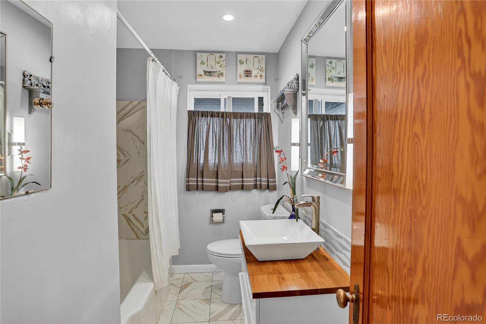 Denver, Colorado, 80211, United States, 4 Bedrooms Bedrooms, ,1 BathroomBathrooms,Residential,For Sale,1902097