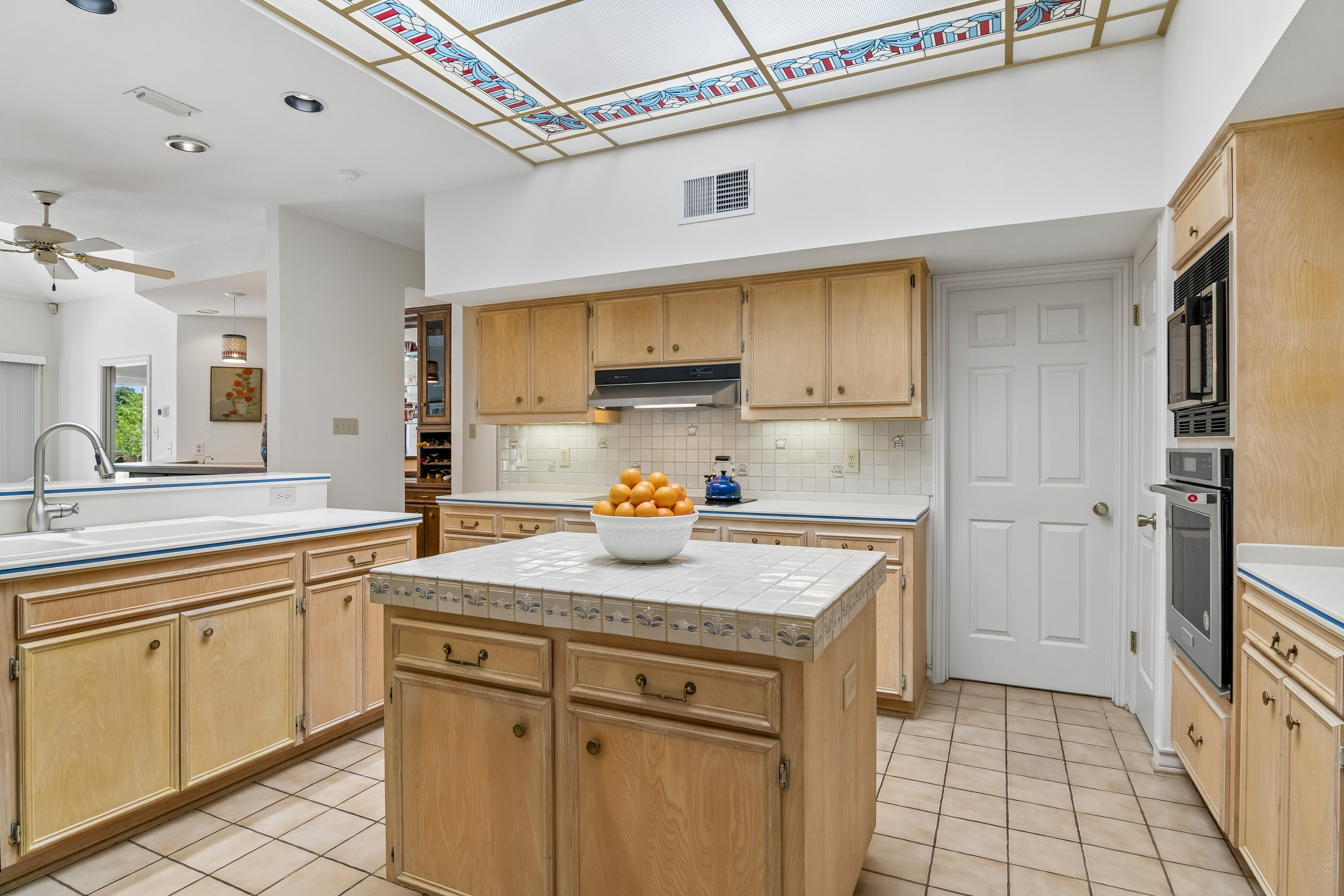  Custom Garden Home in Desirable Windcrest - 物件實景