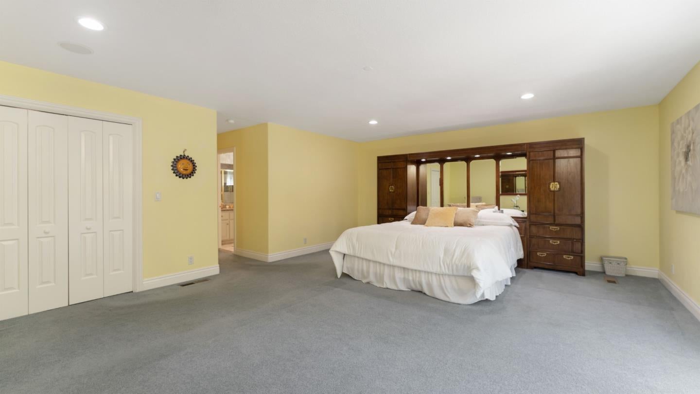 San Jose - Blossom Valley, California, 95123, United States, 3 Bedrooms Bedrooms, ,2 BathroomsBathrooms,Residential,For Sale,1742904