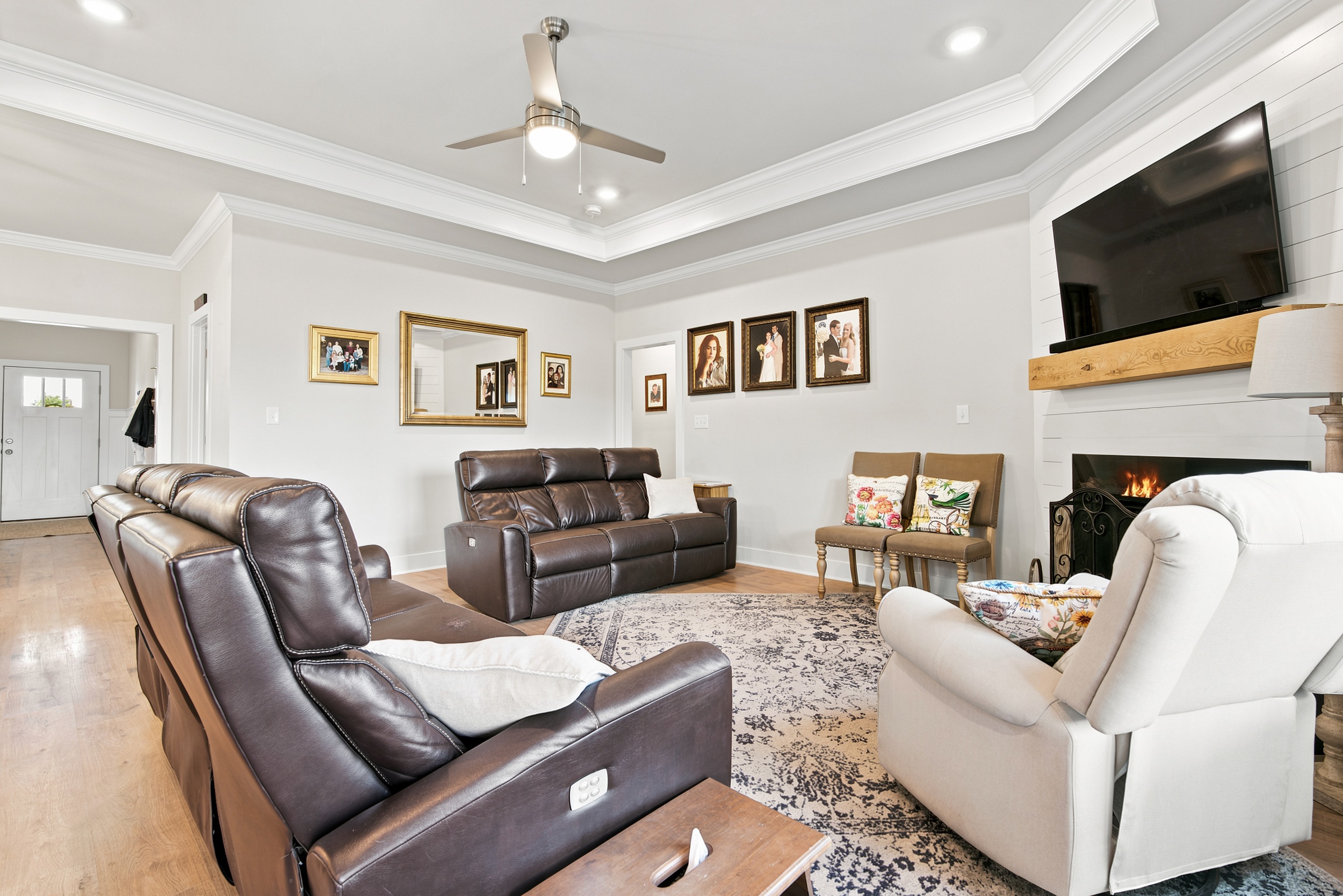  25069 Addlestone Drive - 物件實景