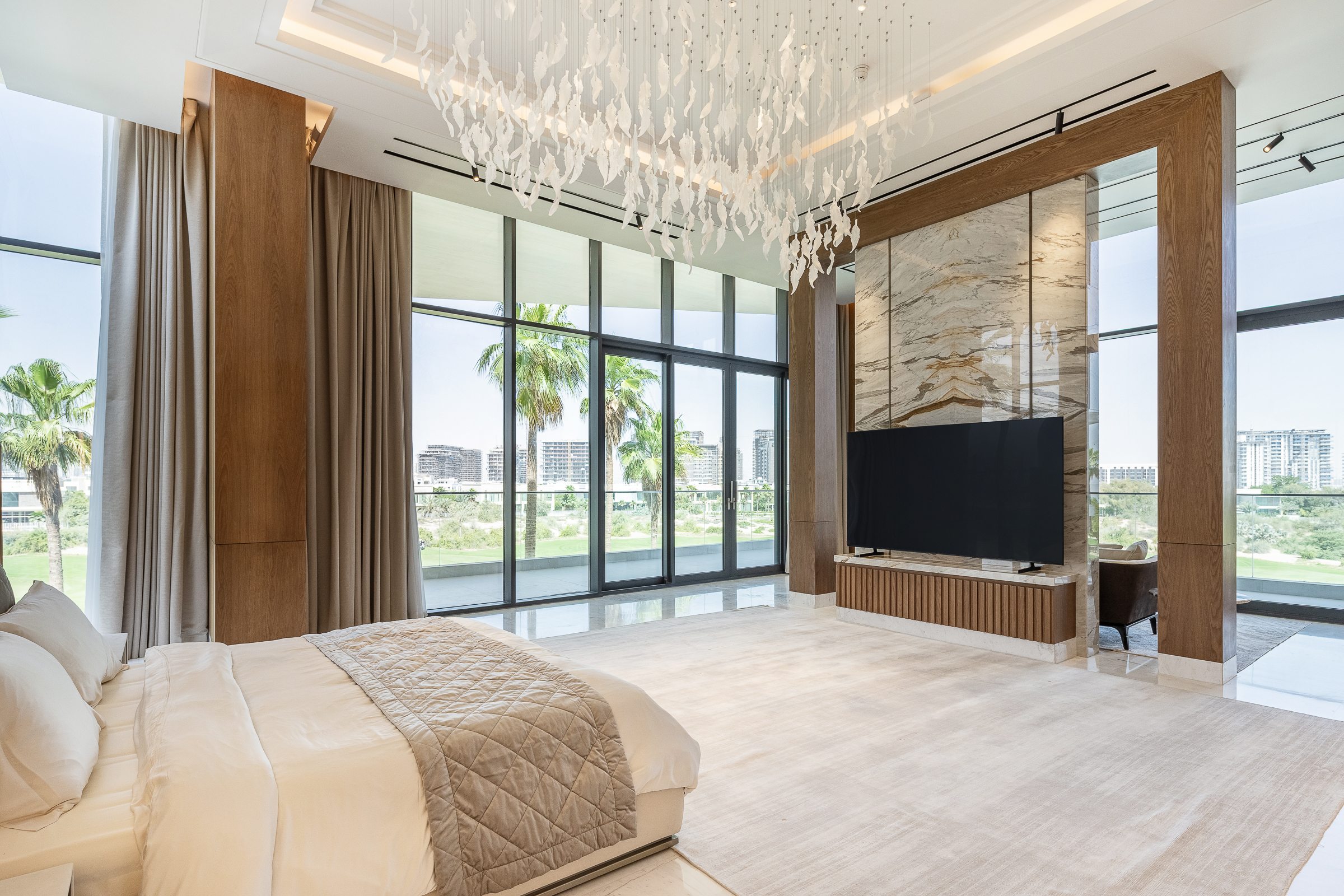  Luxurious 8-Bedroom Mansion with Panoramic Golf Course View - 物件實景