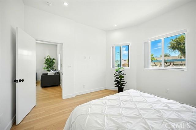 Paramount, California, 90723, United States, ,Residential,For Sale,1936983