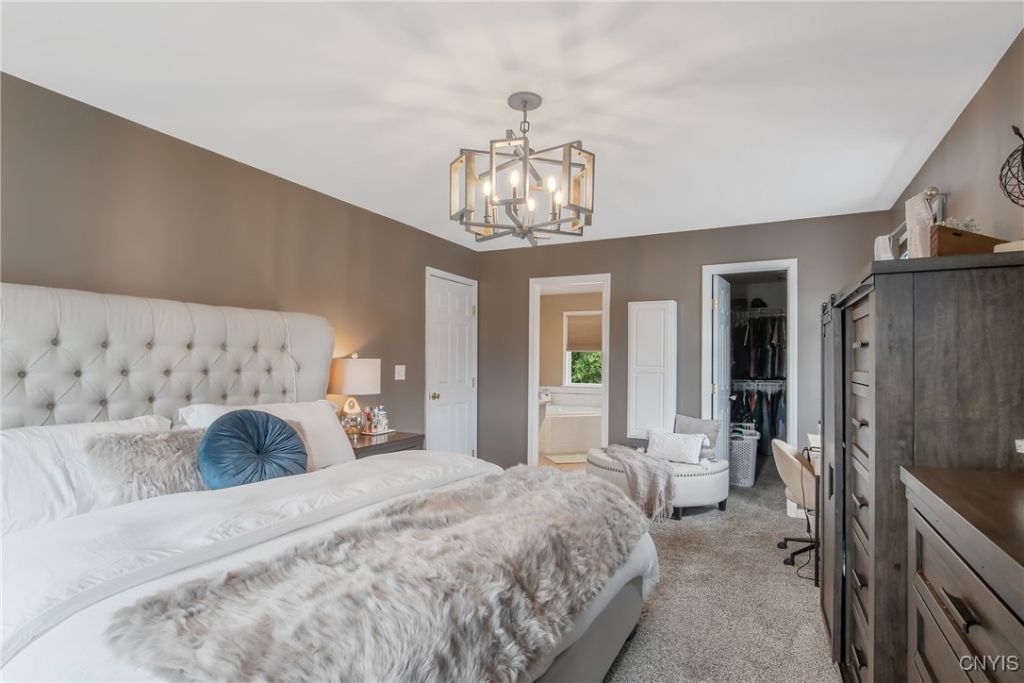 Syracuse, New York, 13212, United States, 4 Bedrooms Bedrooms, ,3 BathroomsBathrooms,Residential,For Sale,1932016