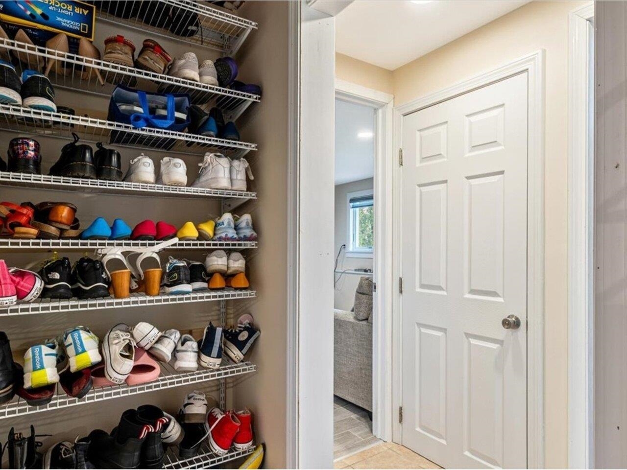 Essex Junction, Vermont, 05452, United States, 3 Bedrooms Bedrooms, ,1 BathroomBathrooms,Residential,For Sale,1827239