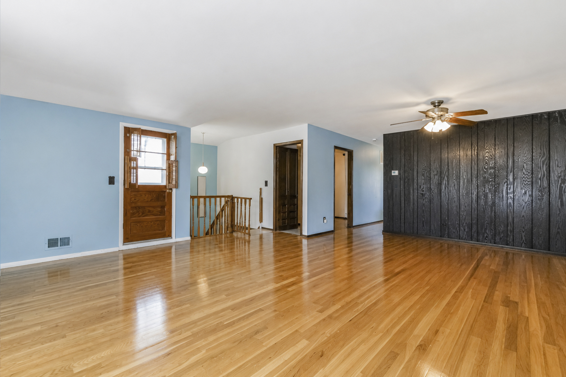  627 Lamoka Ave - 物件實景