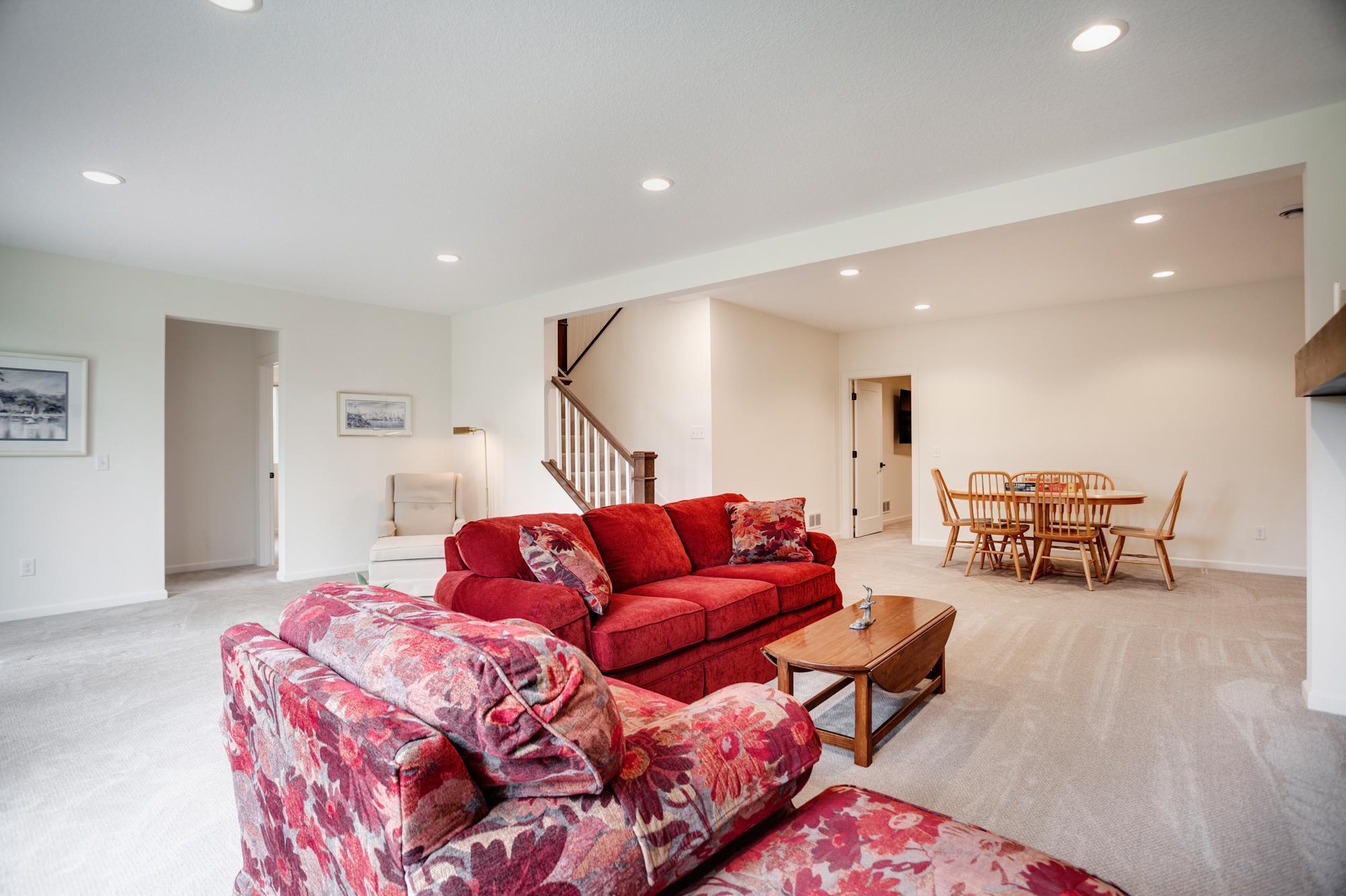 White Bear Twp, Minnesota, 55127, United States, 3 Bedrooms Bedrooms, ,2 BathroomsBathrooms,Residential,For Sale,1966984