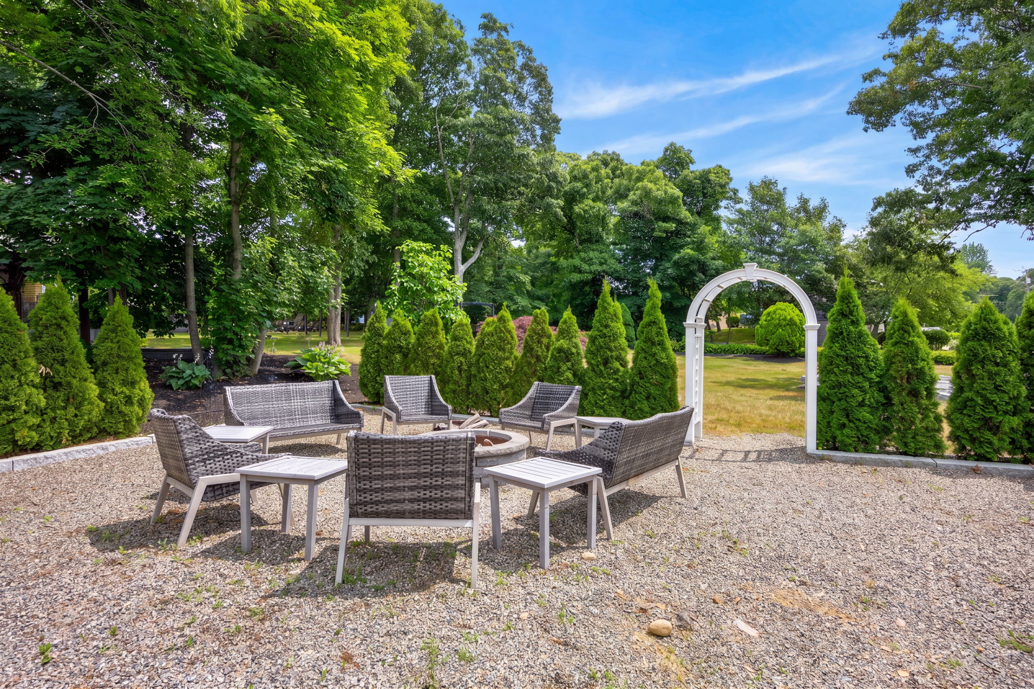  215 Route 6a, Dennis, MA, 02638 - 物件實景