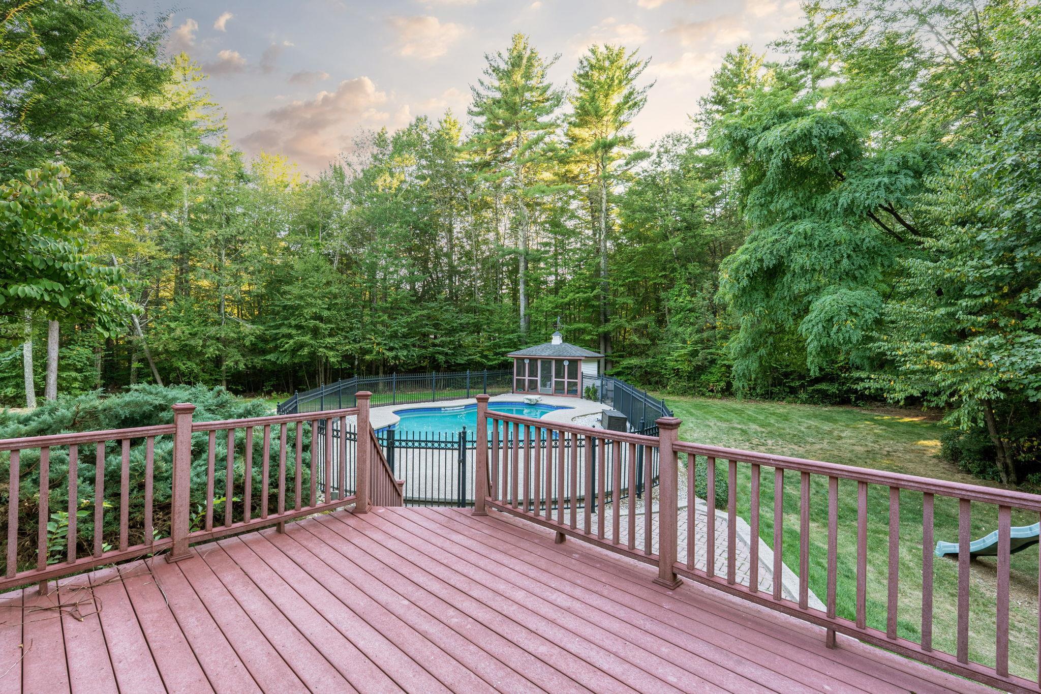Bedford, New Hampshire, 03110, United States, 5 Bedrooms Bedrooms, ,4 BathroomsBathrooms,Residential,For Sale,1942322