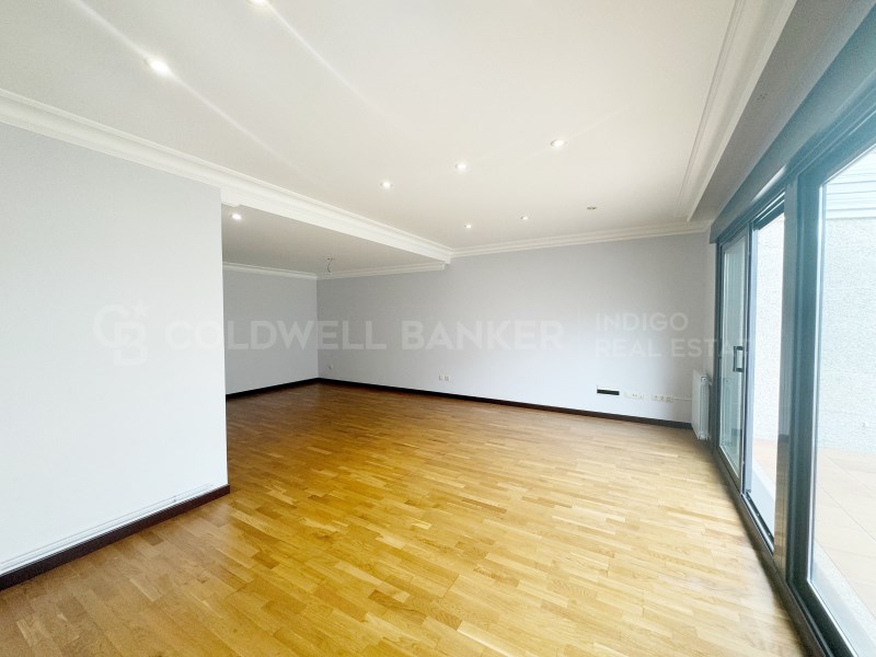 Pontevedra, Vigo, Castrelos - S?rdoma, S?rdoma Pon, Vigo, Galicia, ES, 4 Bedrooms Bedrooms, ,4 BathroomsBathrooms,Residential,For Sale,Pontevedra, Vigo, Castrelos - S?rdoma, S?rdoma Pon,1479301