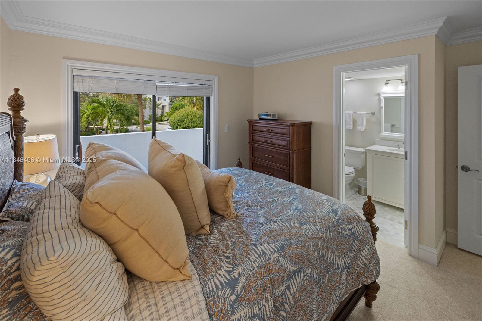 Coral Gables, Florida, 33134, United States, 2 Bedrooms Bedrooms, ,3 BathroomsBathrooms,Residential,For Sale,1901366