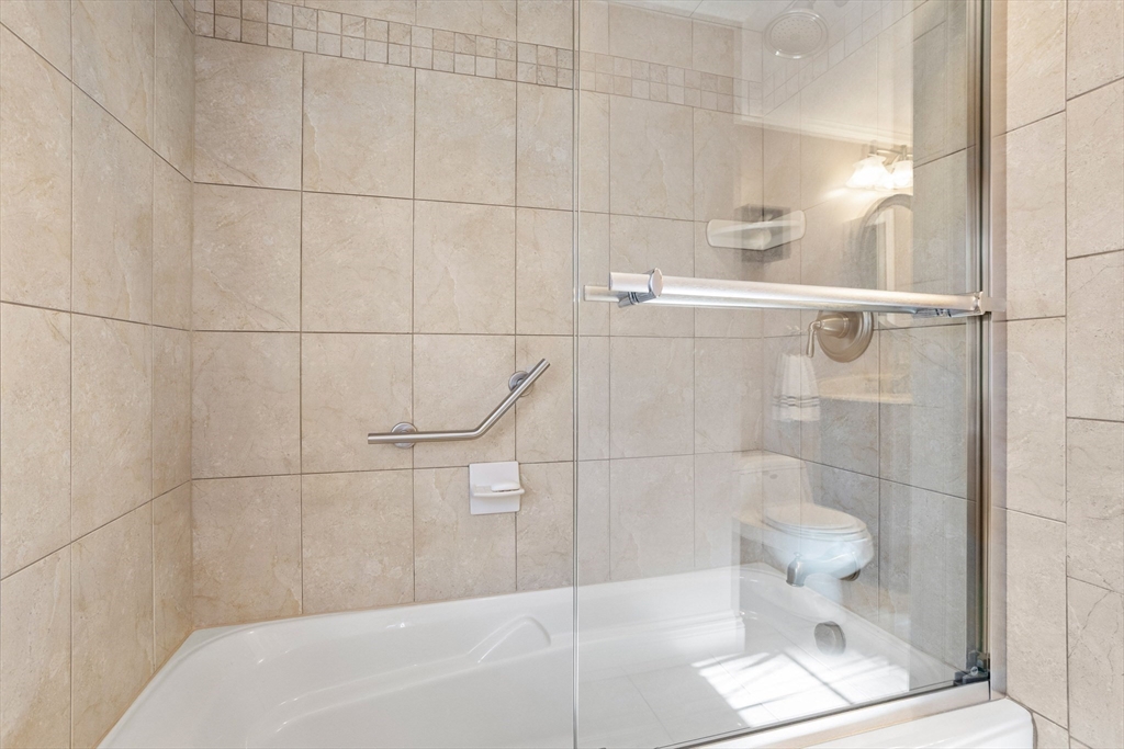 Methuen, Massachusetts, 01844, United States, 3 Bedrooms Bedrooms, ,1 BathroomBathrooms,Residential,For Sale,1981024