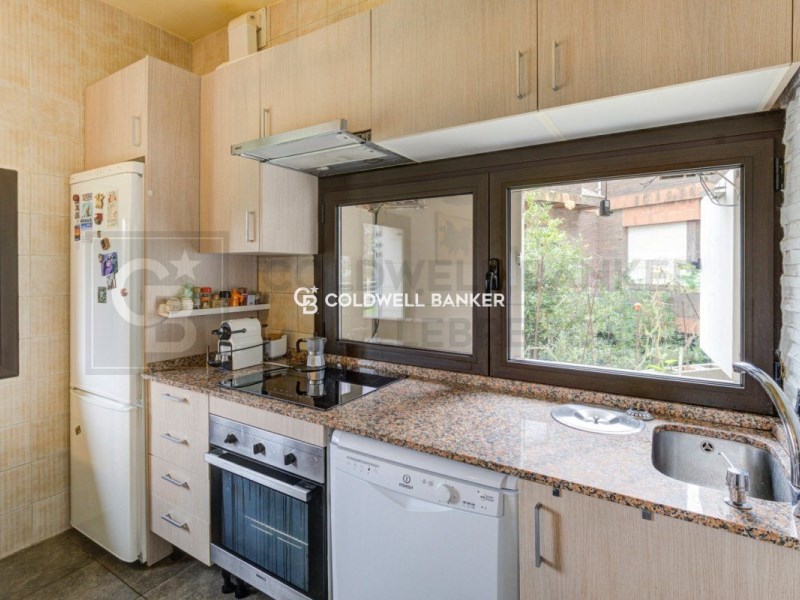 Barcelona, Barcelona, Sarri? - Sant Gervasi, Vallv, Barcelona, Catalonia, ES, 6 Bedrooms Bedrooms, ,4 BathroomsBathrooms,Residential,For Sale,Barcelona, Barcelona, Sarri? - Sant Gervasi, Vallv,1448658