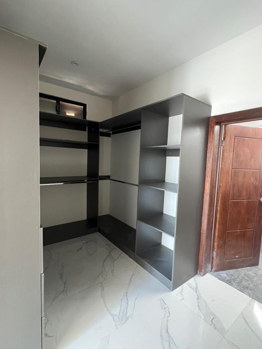 Torreón, Coahuila de Zaragoza, 27023, Mexico, 3 Bedrooms Bedrooms, ,4 BathroomsBathrooms,Residential,For Sale,1994816