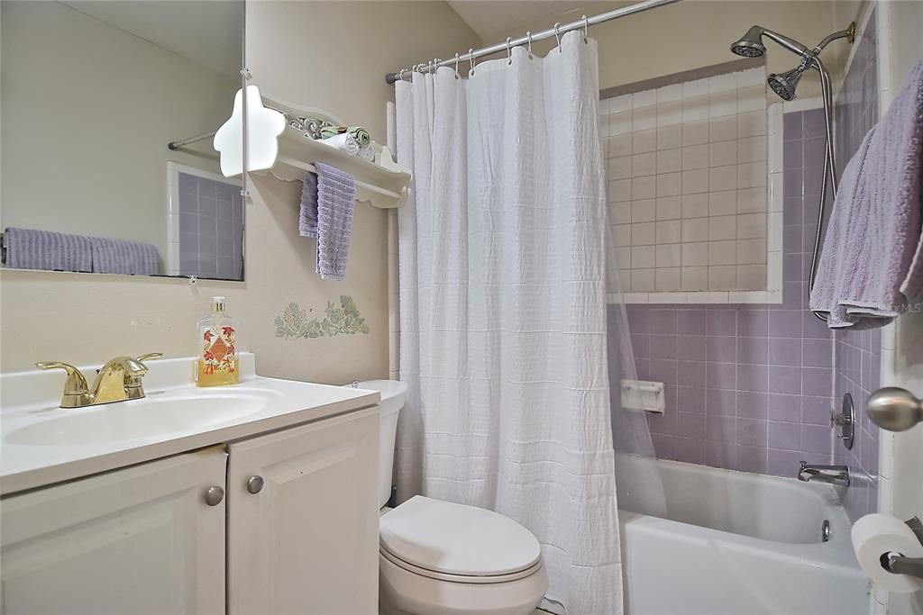 Venice, Florida, 34285, United States, 5 Bedrooms Bedrooms, ,4 BathroomsBathrooms,Residential,For Sale,1907597