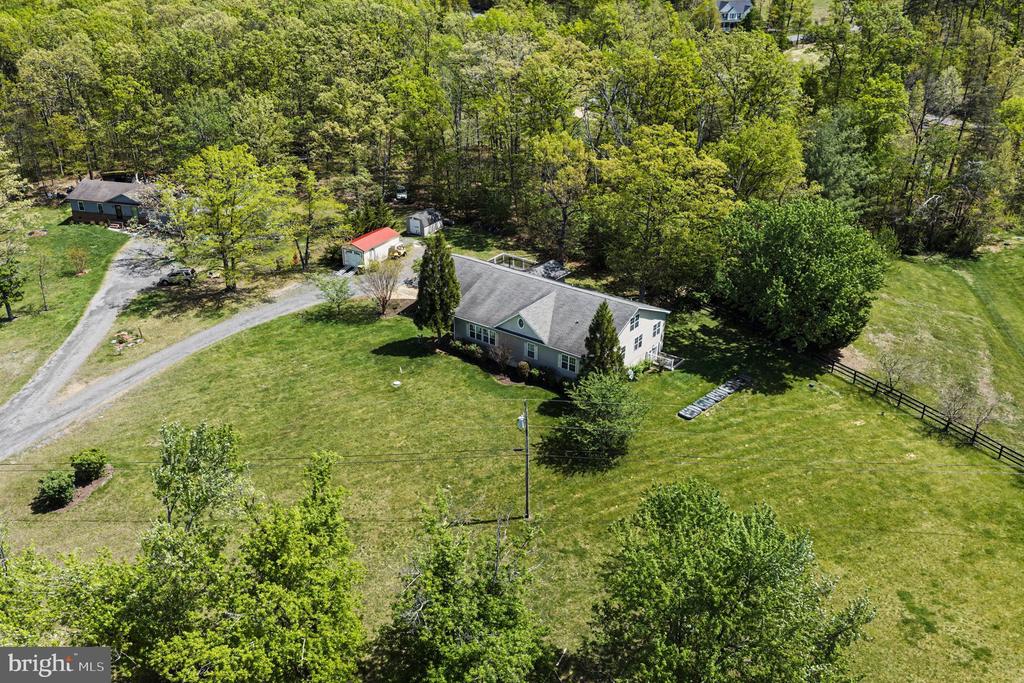 Winchester, Virginia, 22602, United States, 4 Bedrooms Bedrooms, ,3 BathroomsBathrooms,Residential,For Sale,2040713