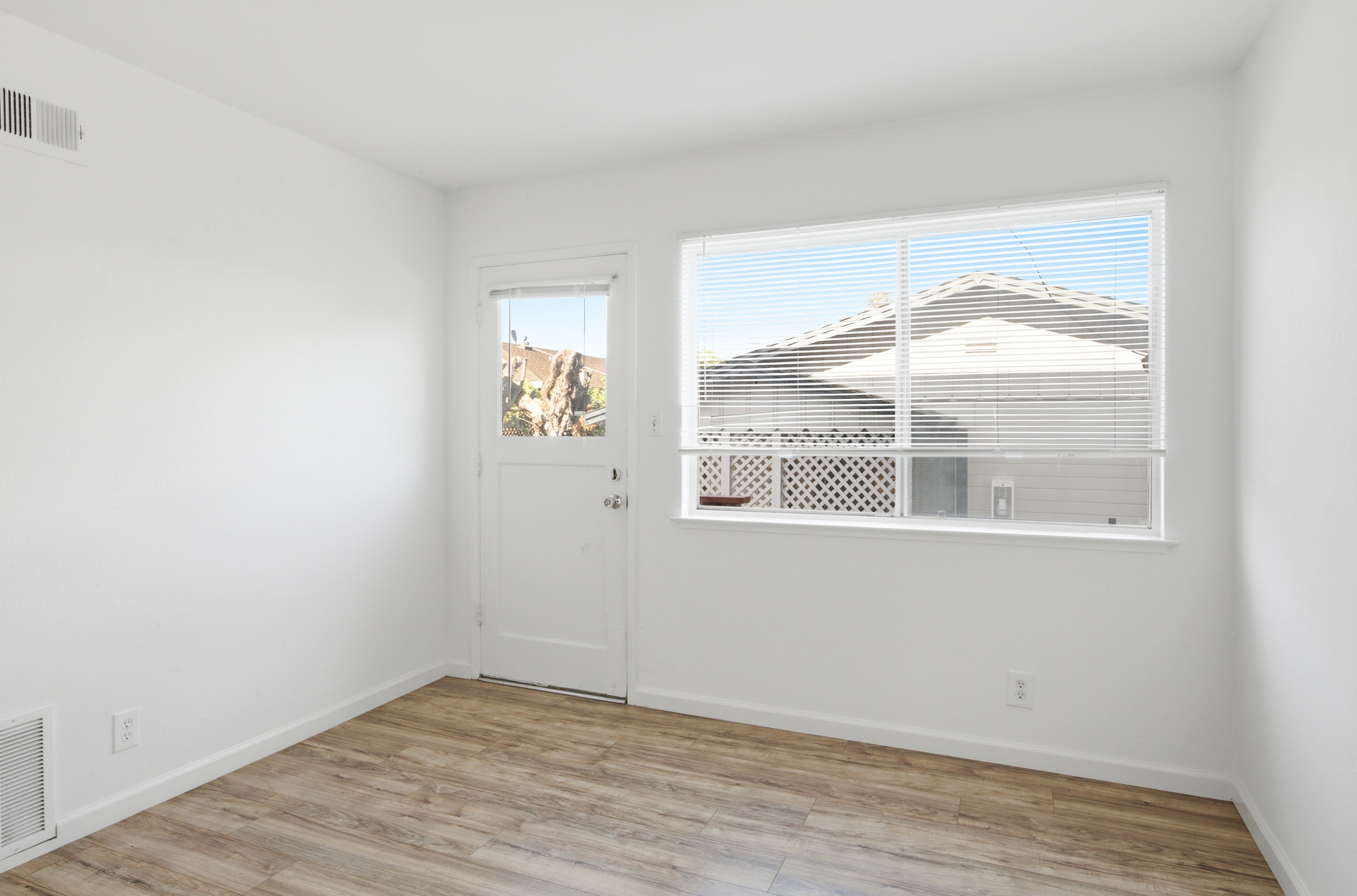  Rare Castro Valley Triplex Opportunity with Vacant Unit - 物件實景
