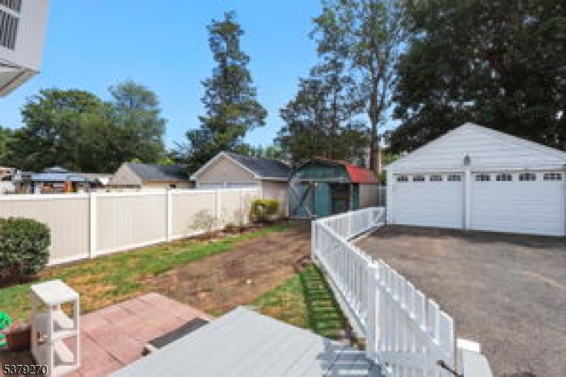 Union Twp., New Jersey, 07083, United States, 3 Bedrooms Bedrooms, ,2 BathroomsBathrooms,Residential,For Sale,1924647