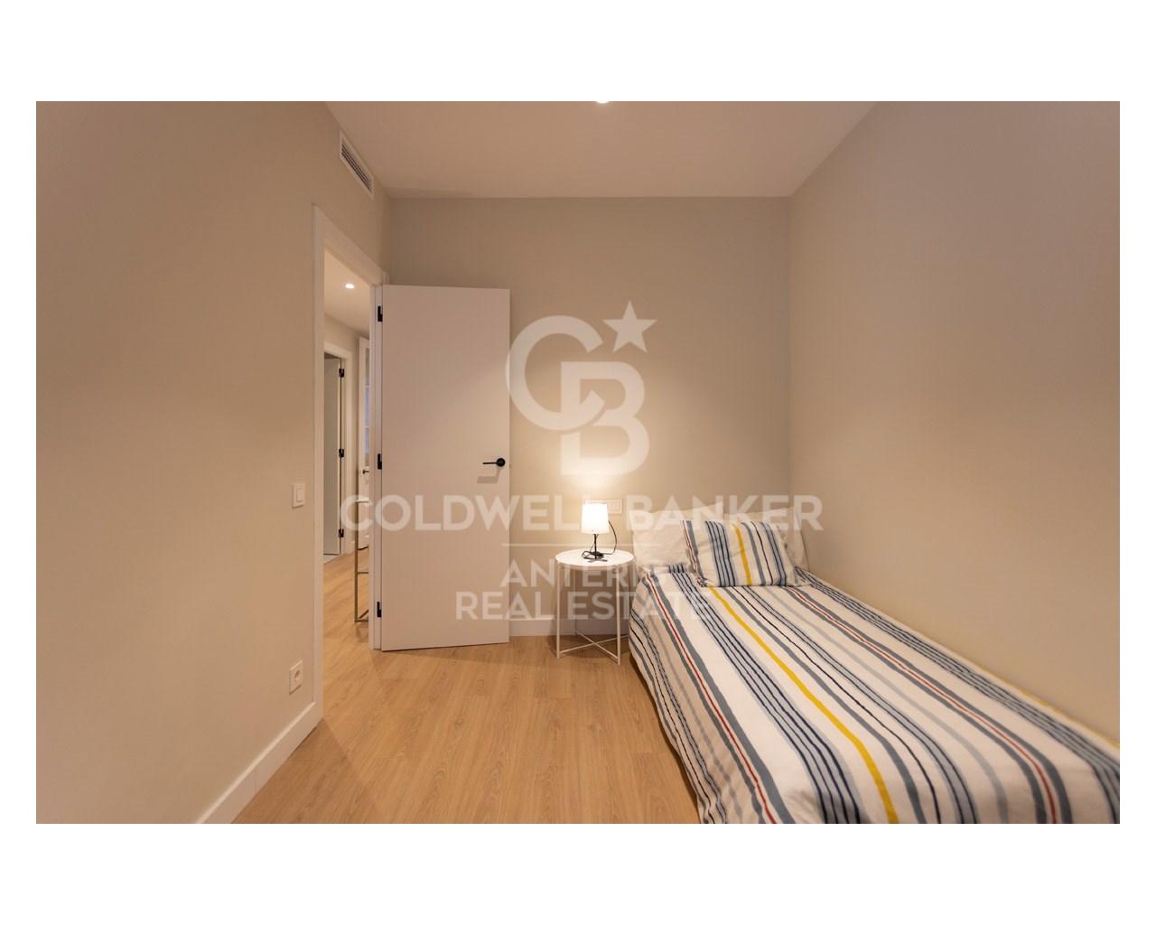 Barcelona, Barcelona, Gr?cia, Vila de Gr?cia Barce, Barcelona, Catalonia, ES, 3 Bedrooms Bedrooms, ,1 BathroomBathrooms,Residential,For Sale,Barcelona, Barcelona, Gr?cia, Vila de Gr?cia Barce,1583287