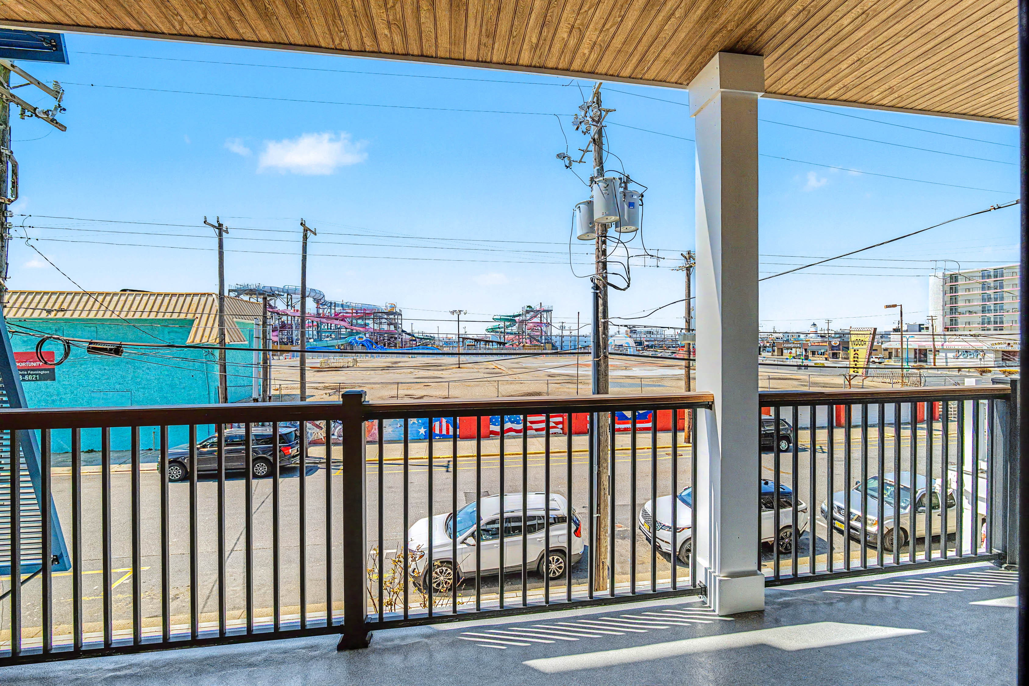  323 E Oak Avenue Unit 201 - 物件實景