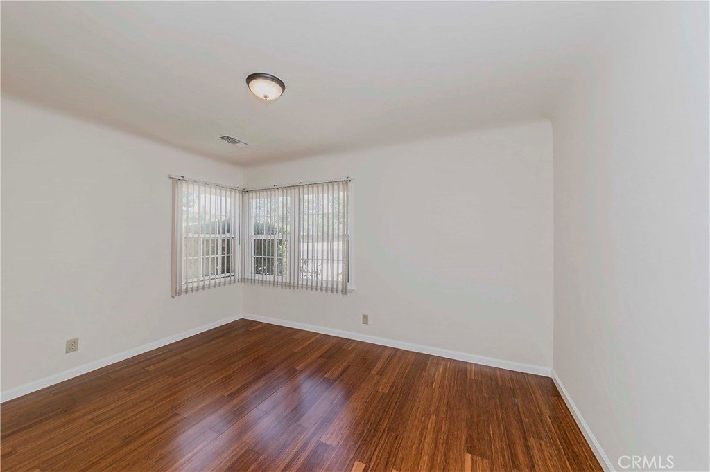 La Crescenta, California, 91214, United States, 3 Bedrooms Bedrooms, ,2 BathroomsBathrooms,Residential,For Sale,1926243