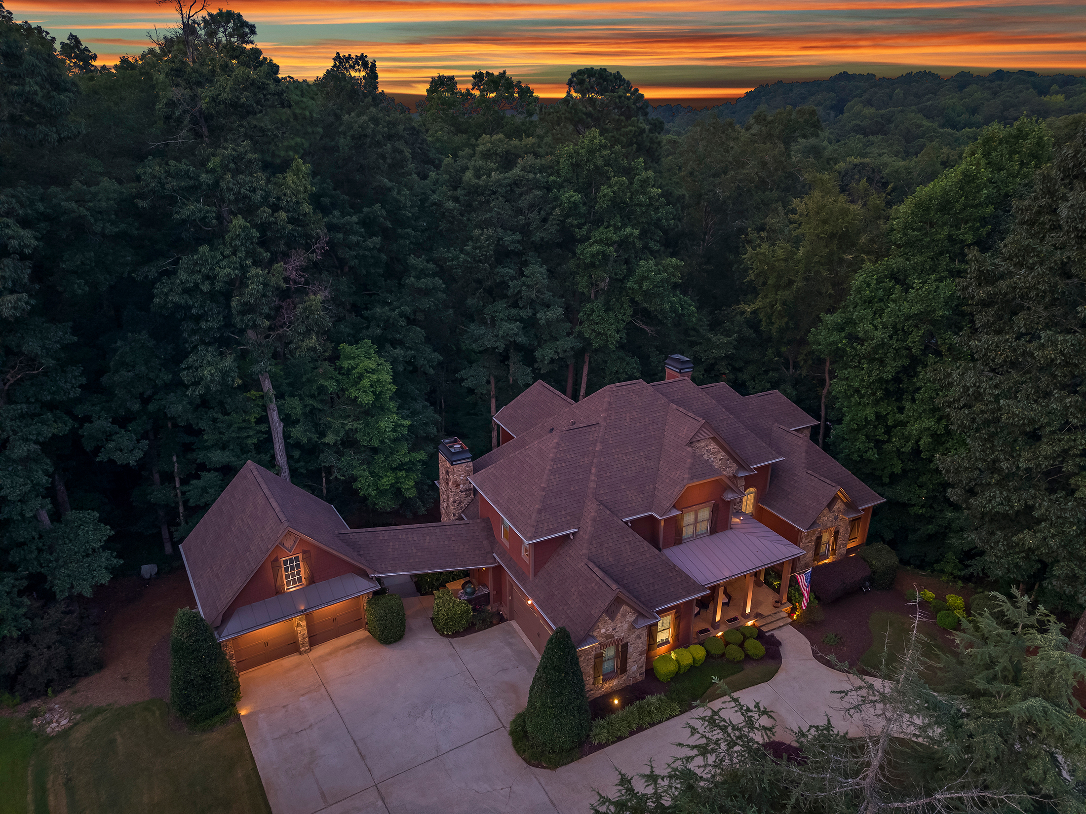  Timeless Craftsman Luxury with Unmatched Privacy in West Cobb - 物件實景