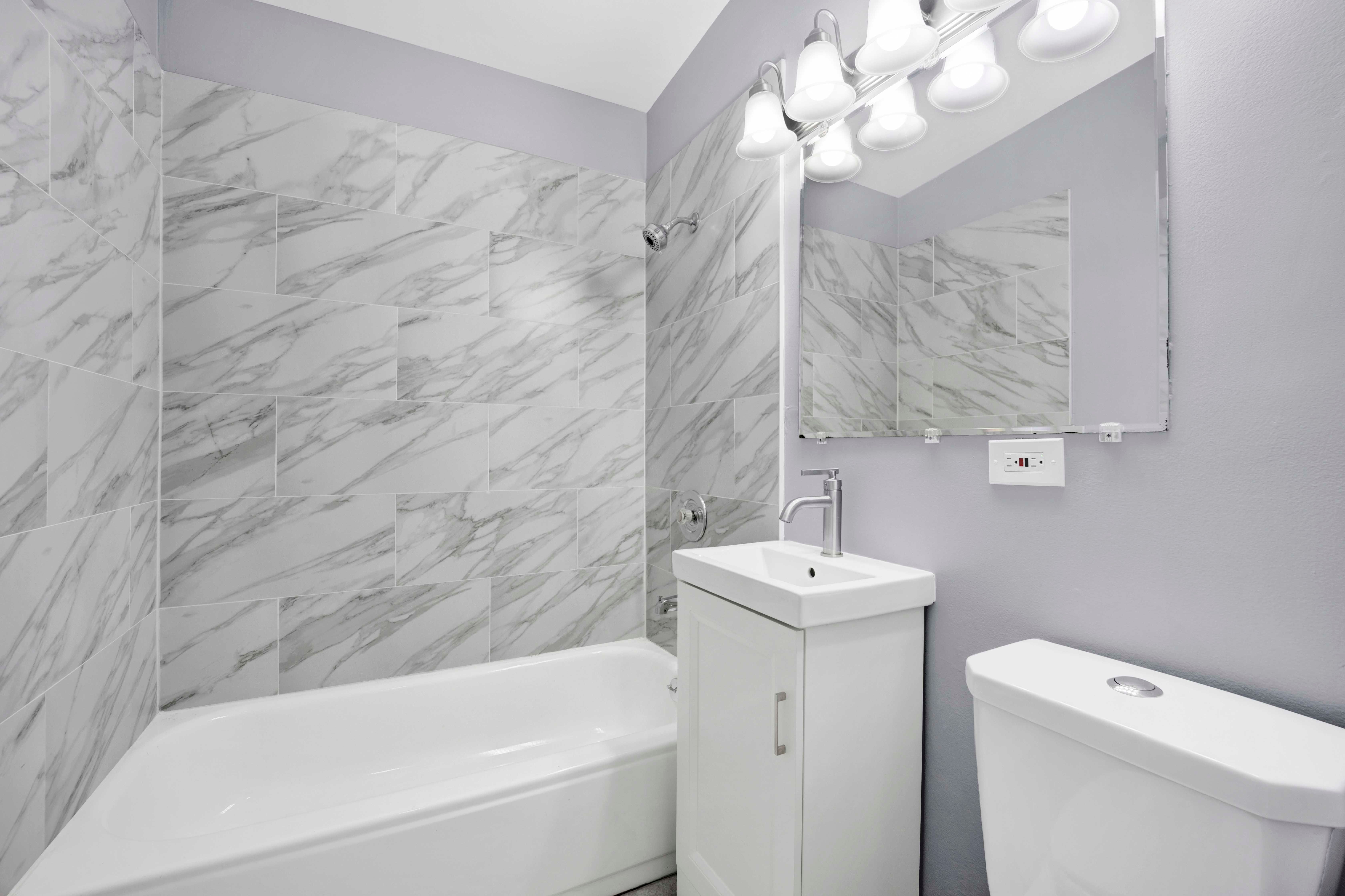  Rare Mixed-use Opportunity in the Heart of Bridgeport - 物件實景