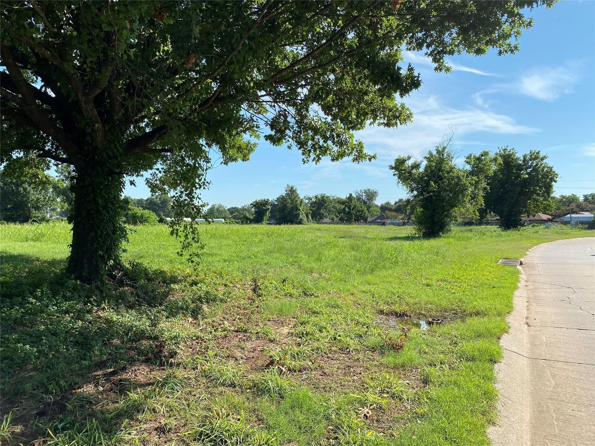 Bossier City, Louisiana, 71112, United States, ,Residential,For Sale,1983716