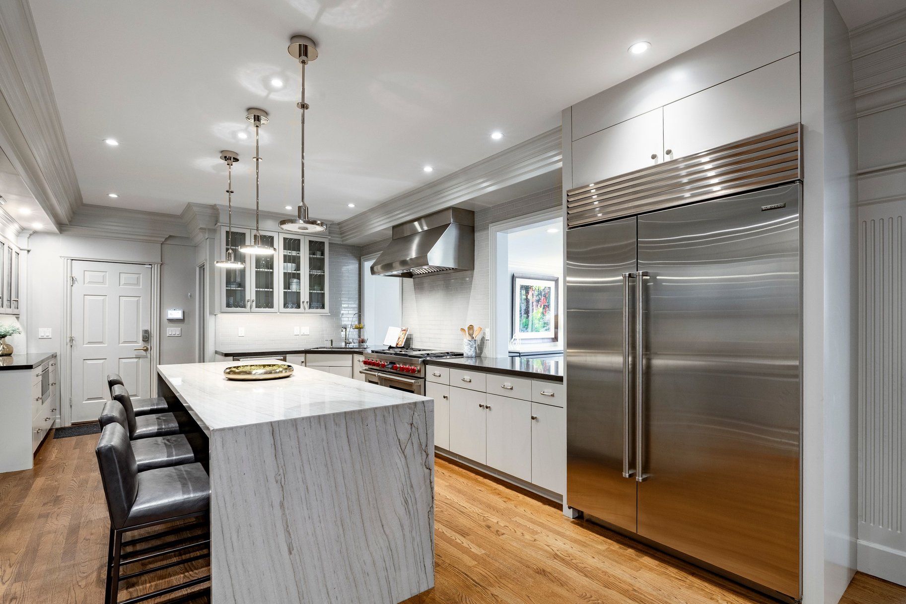  BEAUTIFULLY UPDATED FEDERAL HEIGHTS TWO STORY HOME - 物件實景