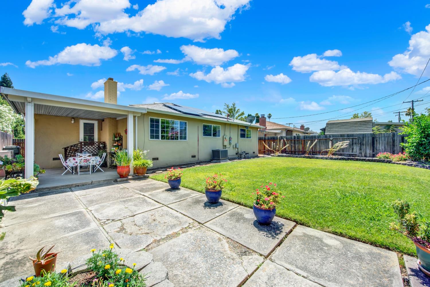 Carmichael, California, 95608, United States, 3 Bedrooms Bedrooms, ,2 BathroomsBathrooms,Residential,For Sale,1896985