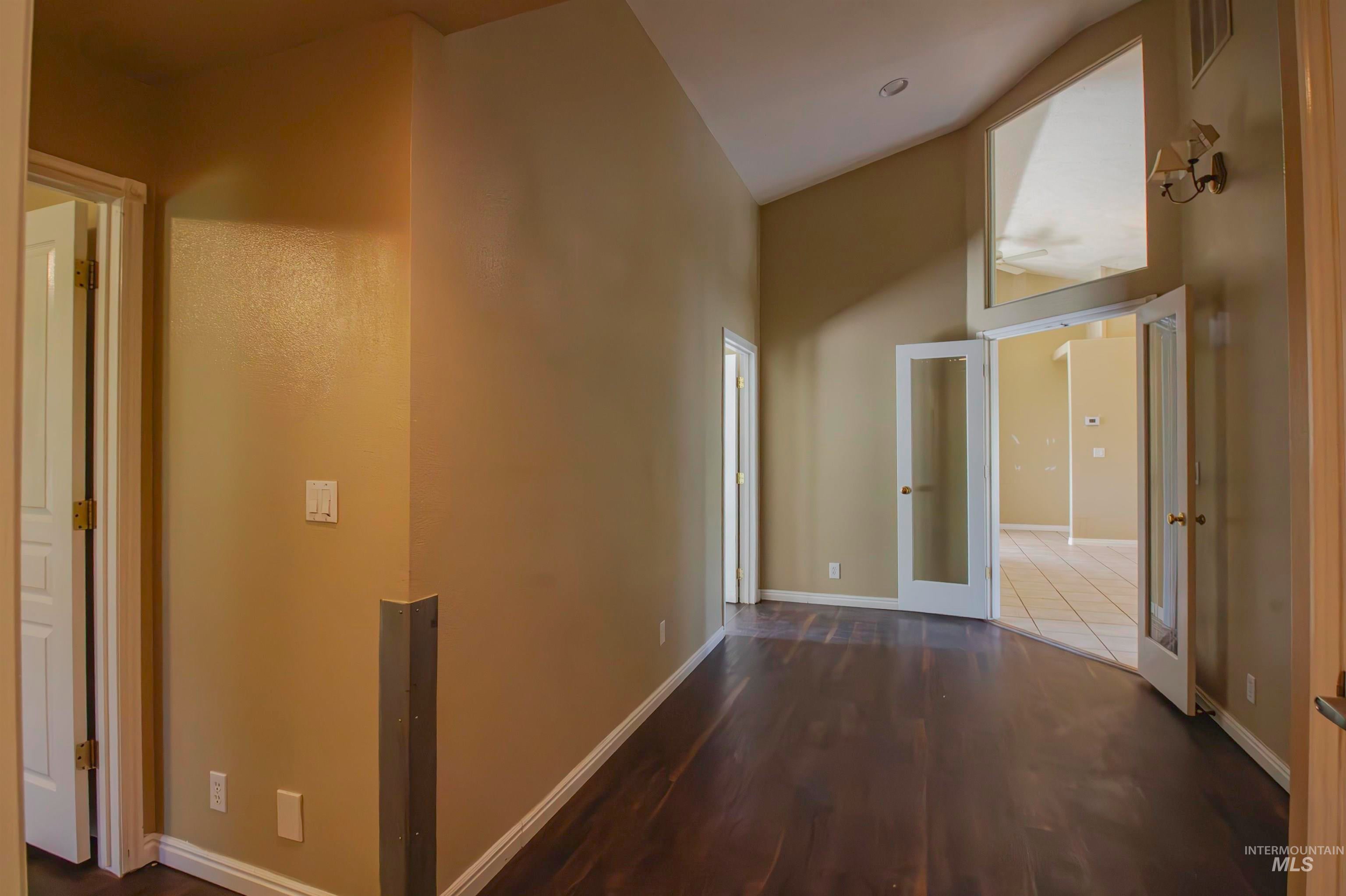 Ontario, Oregon, 97914, United States, 4 Bedrooms Bedrooms, ,3 BathroomsBathrooms,Residential,For Sale,1866488