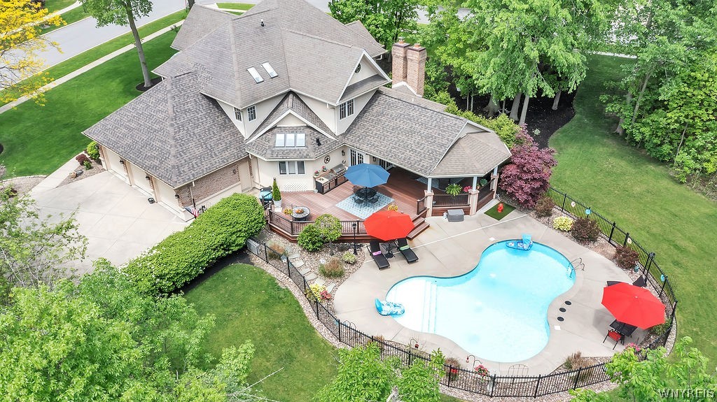 Grand Island, New York, 14072, United States, 4 Bedrooms Bedrooms, ,4 BathroomsBathrooms,Residential,For Sale,2048068