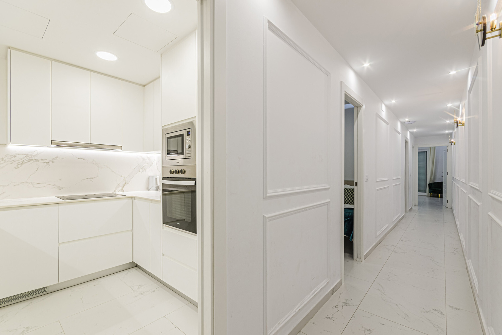  Renovated Apartment on a Pedestrian Street in the Heart of the City - 物件實景