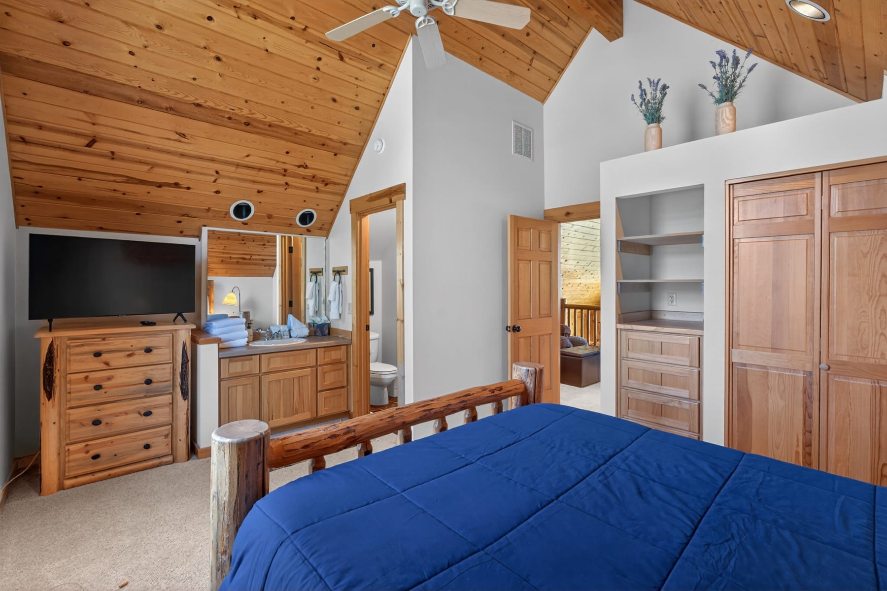  8778 Cliff Swallow Drive Redmond, OR 97756 - 物件實景