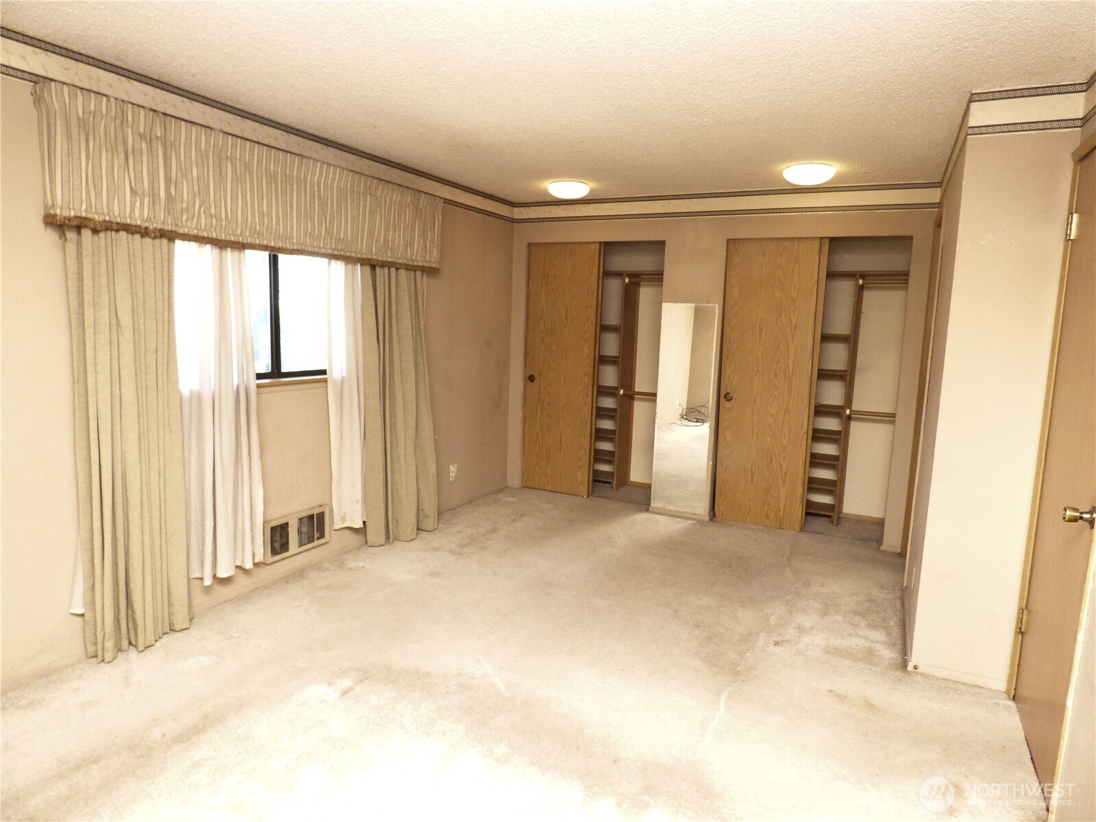 Auburn, Washington, 98001, United States, 3 Bedrooms Bedrooms, ,3 BathroomsBathrooms,Residential,For Sale,1804048