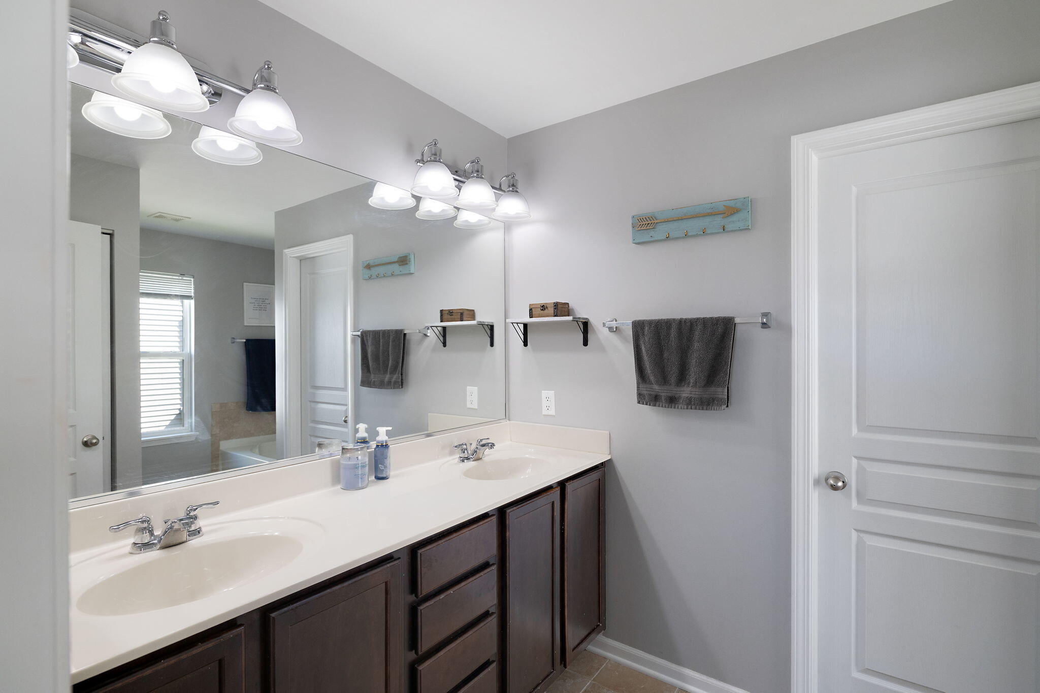 Crown Point, Indiana, 46307, United States, 5 Bedrooms Bedrooms, ,3 BathroomsBathrooms,Residential,For Sale,1956360