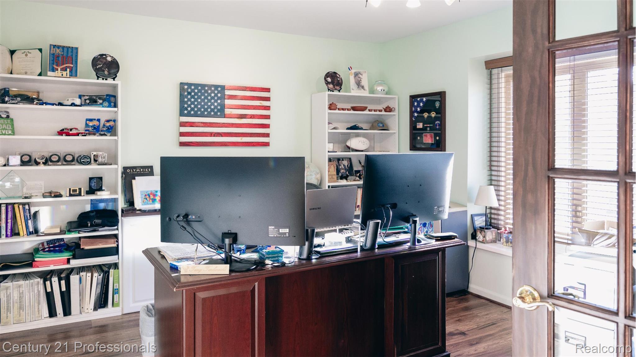 RochesterHills, Michigan, 48309, United States, 4 Bedrooms Bedrooms, ,4 BathroomsBathrooms,Residential,For Sale,1980404