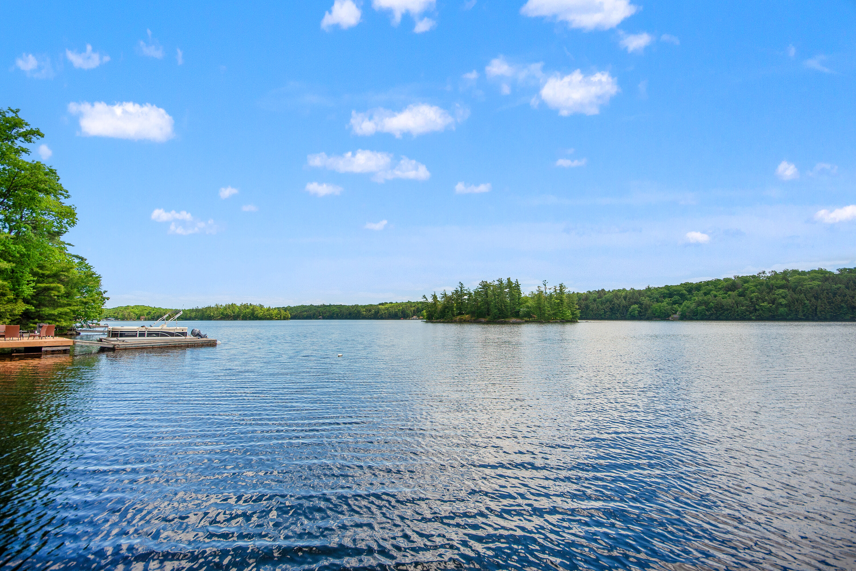  Spacious Healey Lake Cottage - 物件實景