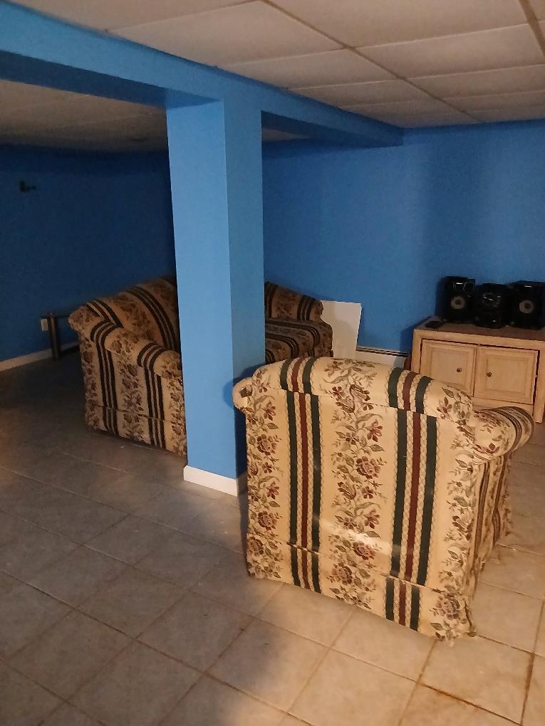 Lake Grove, New York, 11755, United States, 4 Bedrooms Bedrooms, ,4 BathroomsBathrooms,Residential,For Sale,1877046