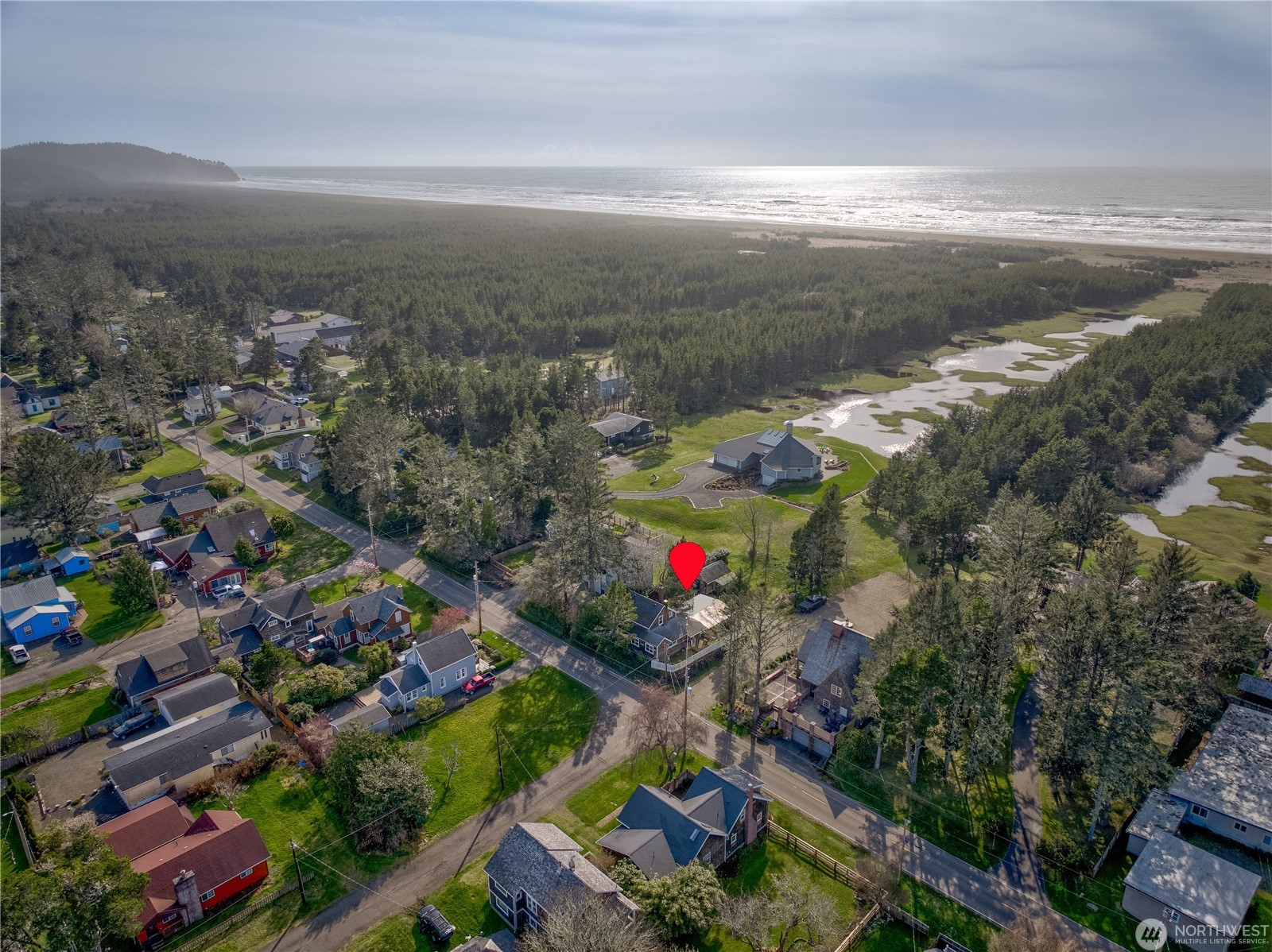 Seaview, Washington, 98644, United States, 4 Bedrooms Bedrooms, ,1 BathroomBathrooms,Residential,For Sale,1922950
