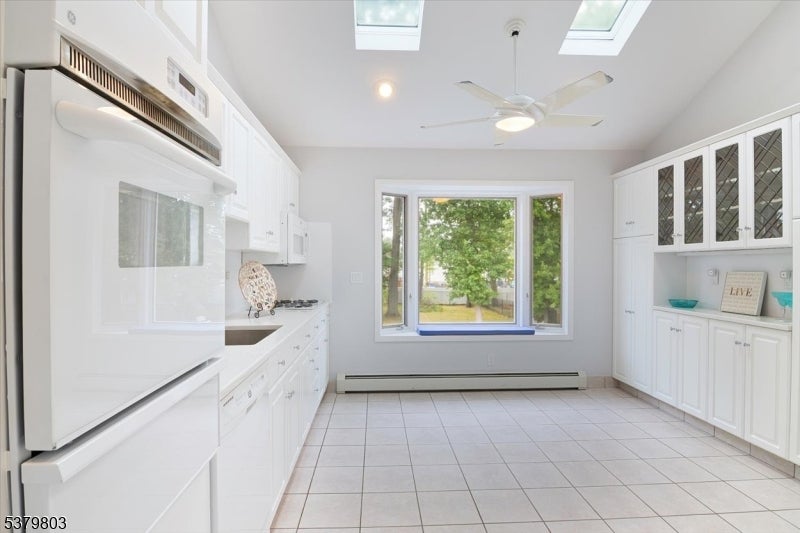 Fairfield Twp., New Jersey, 07004, United States, 3 Bedrooms Bedrooms, ,3 BathroomsBathrooms,Residential,For Sale,1923518