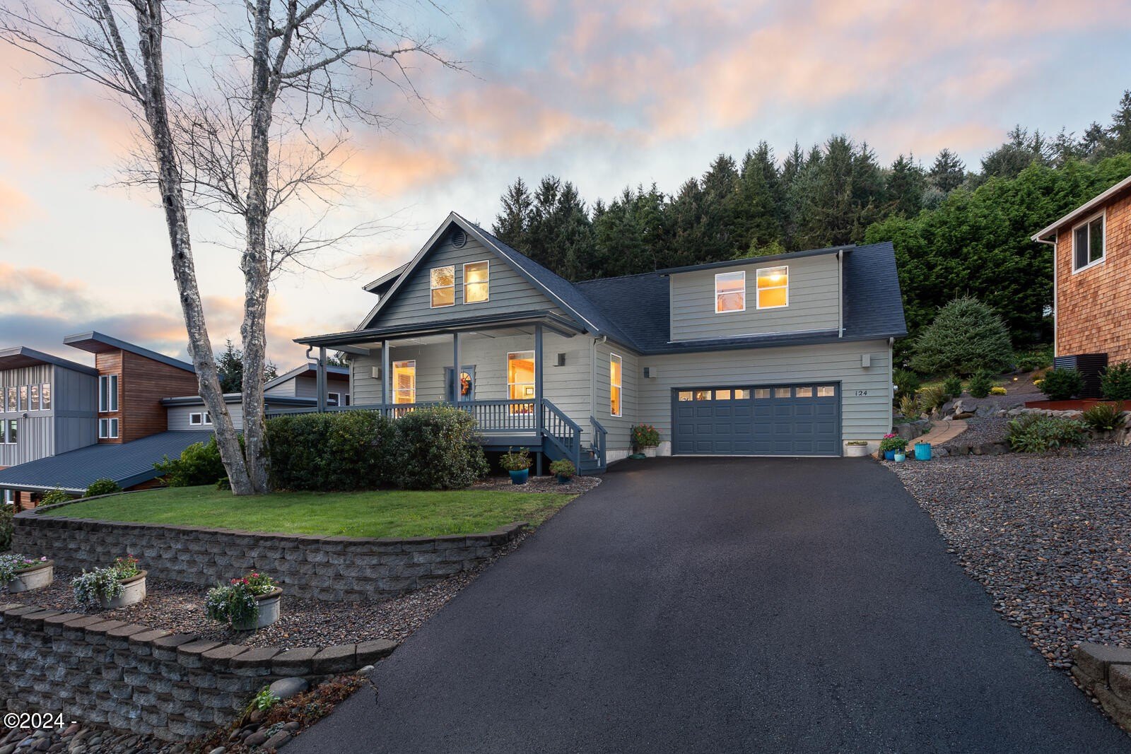 124 Sea Crest, Otter Rock, Oregon, 97369, United States, 4 Bedrooms Bedrooms, ,3 BathroomsBathrooms,Residential,For Sale,124 Sea Crest,1663553