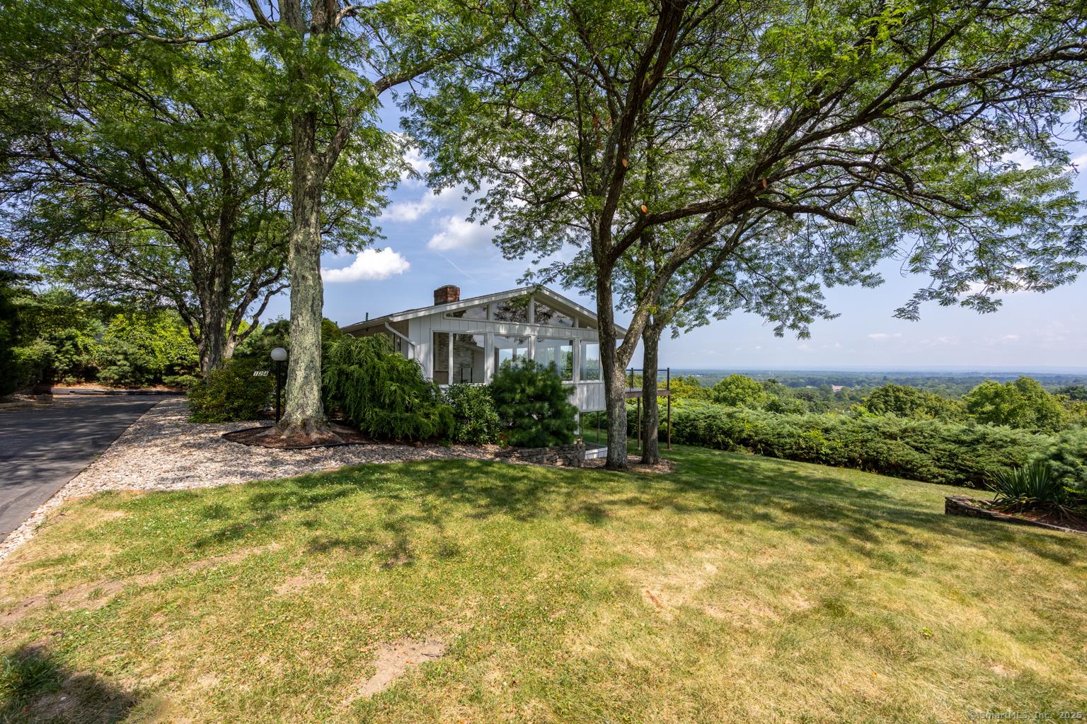 West Hartford, Connecticut, 06117, United States, 4 Bedrooms Bedrooms, ,3 BathroomsBathrooms,Residential,For Sale,1914164