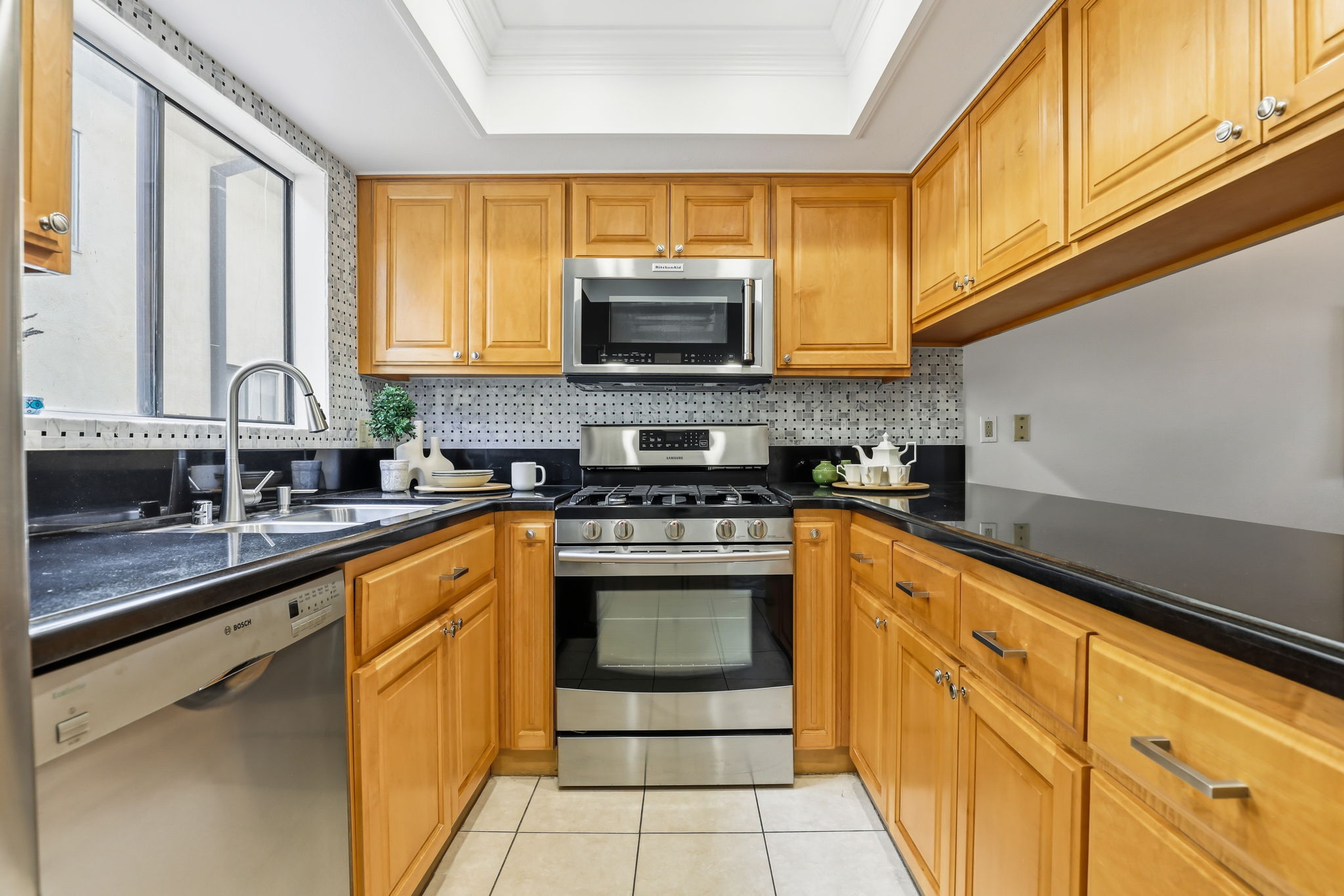  11952 Darlington Avenue, 3 - 物件實景