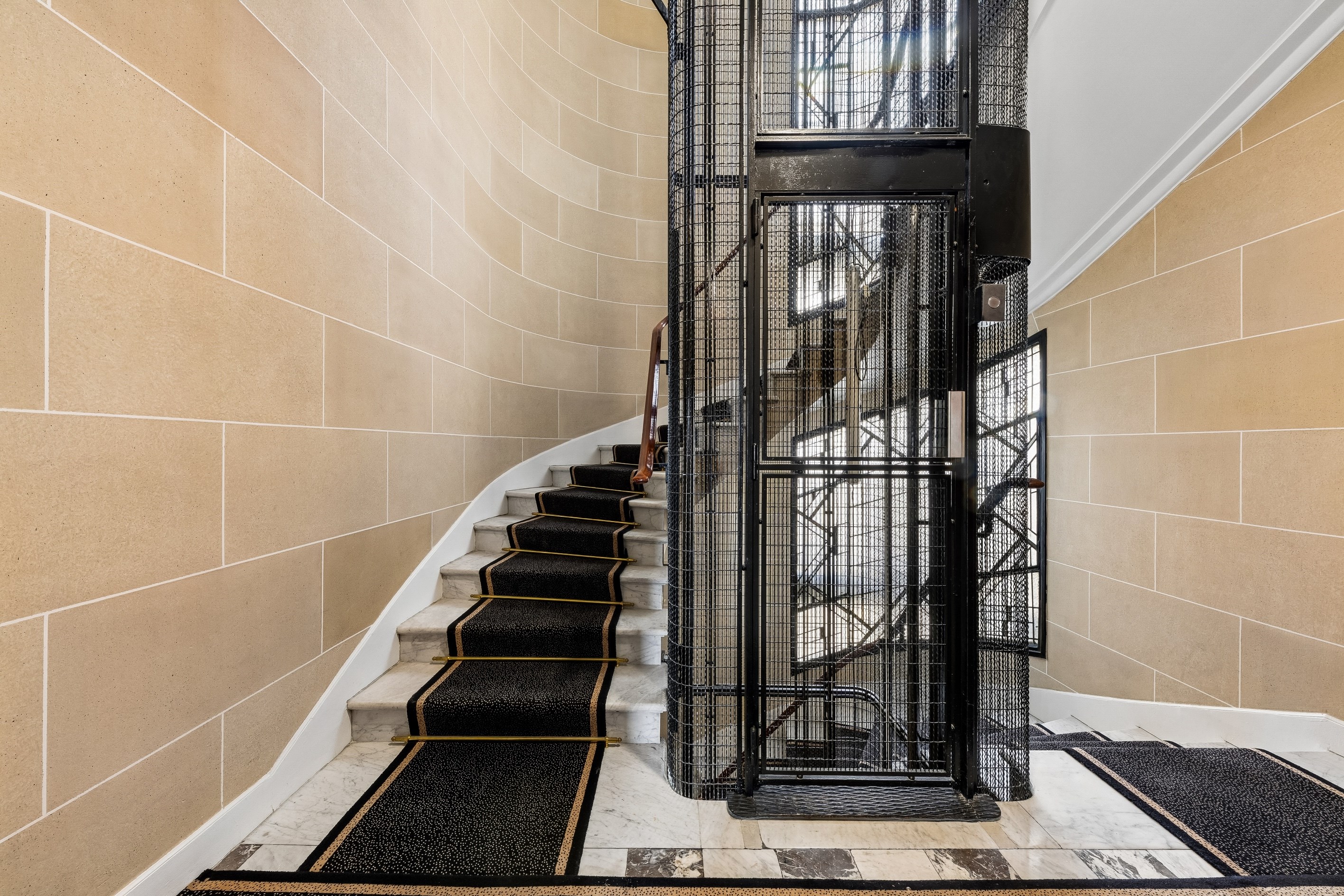  SOLE AGENT - Paris 16 - Beautiful 2/3 BR apartments with balconies to renovate - 物件實景