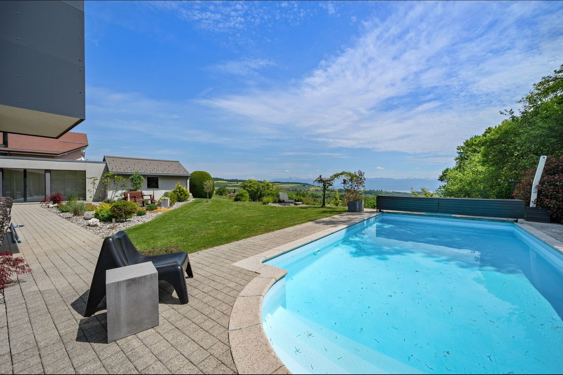  Contemporary villa with lake and Alpine views - 物件實景